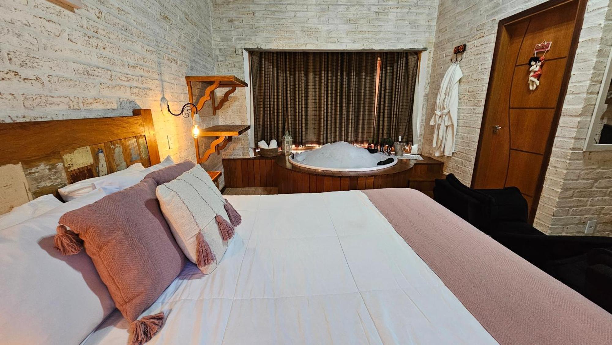 Chale Gosto Da Roca Villa มงชิแวร์จิ ภายนอก รูปภาพ